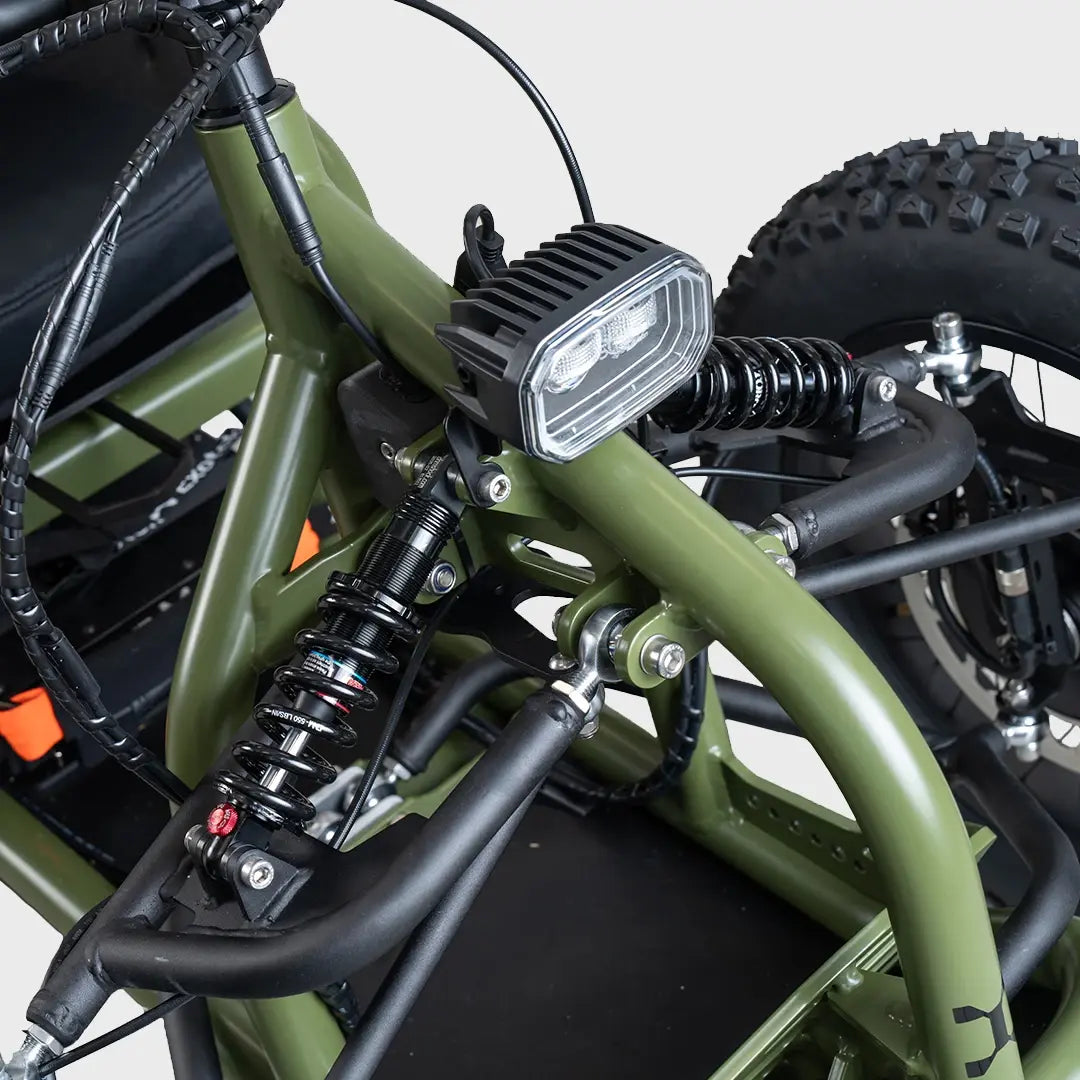 Beleuchtung und Fahrwerk des Exoquad V2